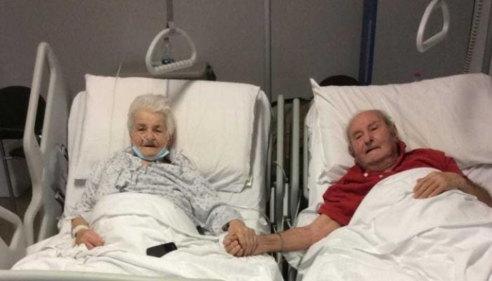حب 60 عاما يتحدى كورونا.. زوجان يحاربان الوباء من غرفة المستشفى 